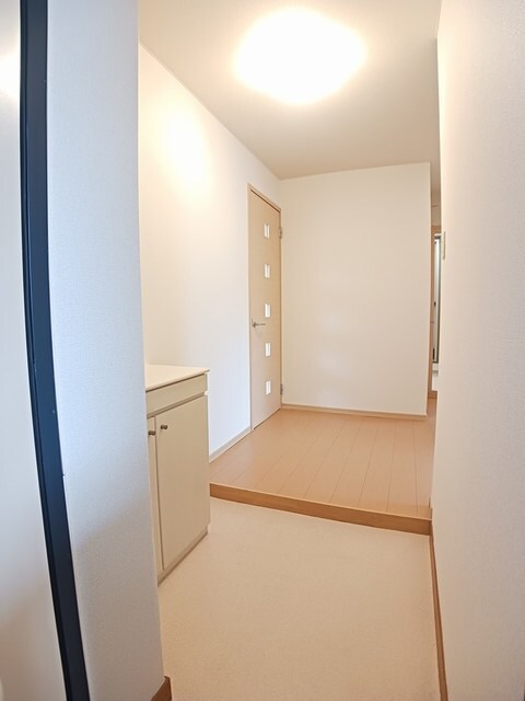 ニューエルディムマナベＢの物件内観写真