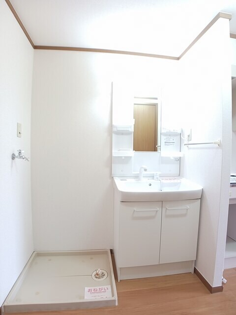 エム・ビューラー　Ｂの物件内観写真