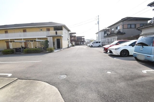 リビングタウン高松中央 B棟の物件外観写真