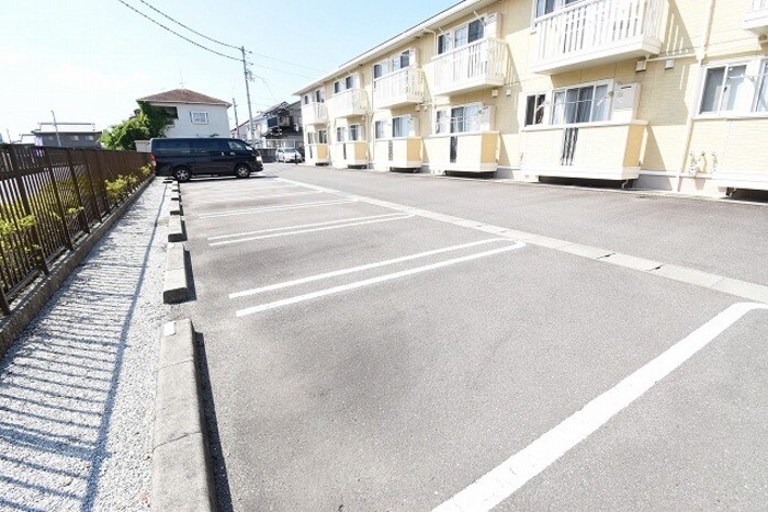 リビングタウン高松中央 B棟の物件外観写真