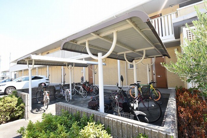 リビングタウン高松中央 B棟の物件内観写真