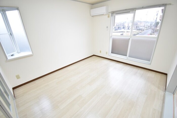 クレストヤマの物件内観写真