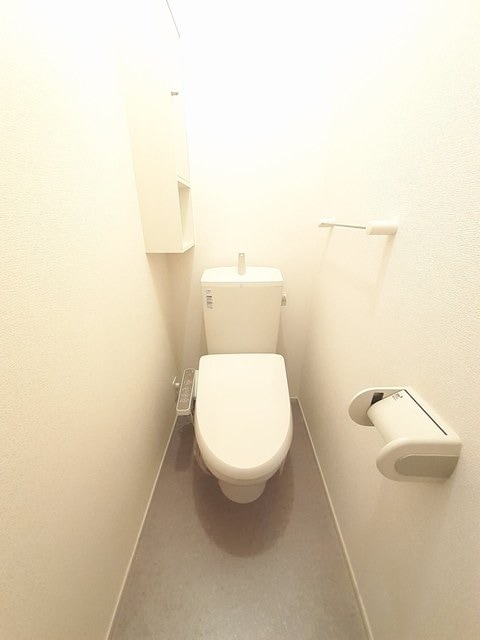 グローヴ・ガーデンⅢの物件内観写真