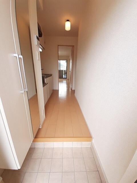 グローヴ・ガーデンⅢの物件内観写真