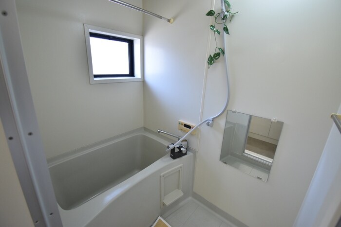 ツインハーモニー B棟の物件内観写真