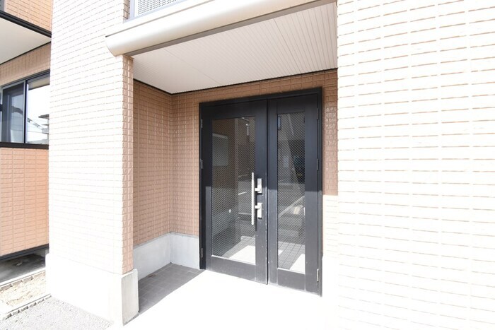 ツインハーモニー B棟の物件外観写真