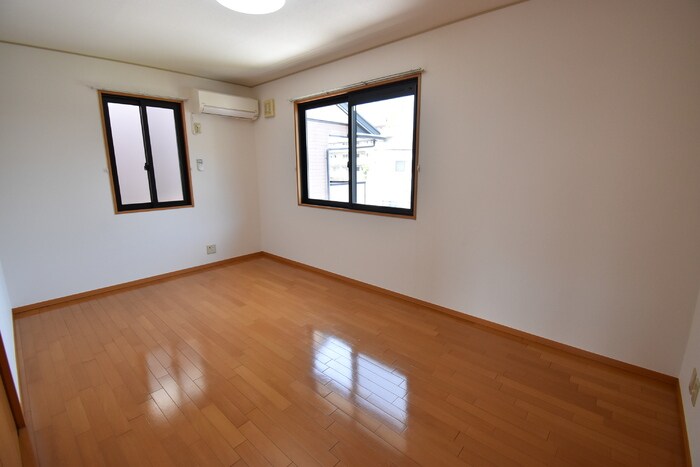 ツインハーモニー B棟の物件内観写真