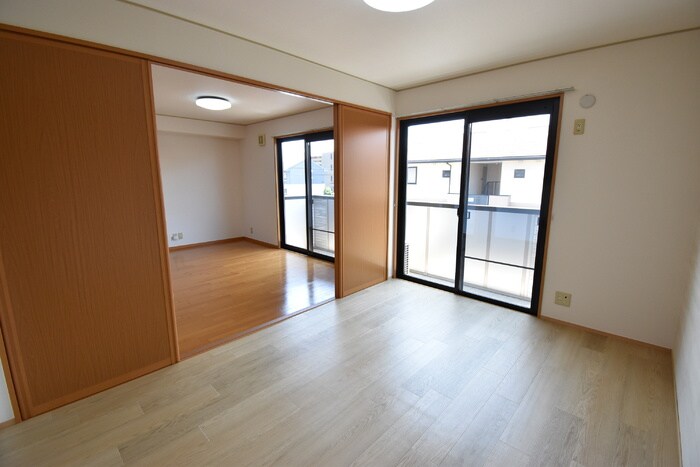 ツインハーモニー B棟の物件内観写真