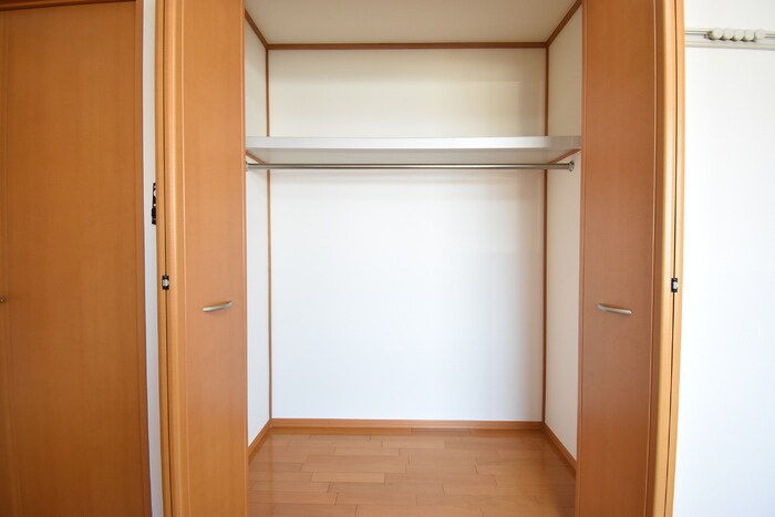 ツインハーモニー B棟の物件内観写真