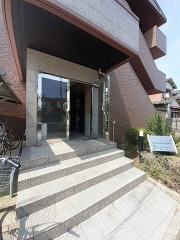 シャンドゥエピナールの物件外観写真