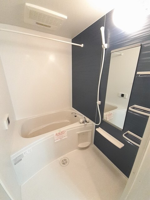 ナリッシュＬｅｅ　Ⅱの物件内観写真