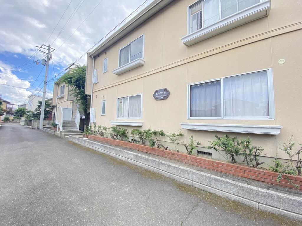 エスポアールの物件外観写真