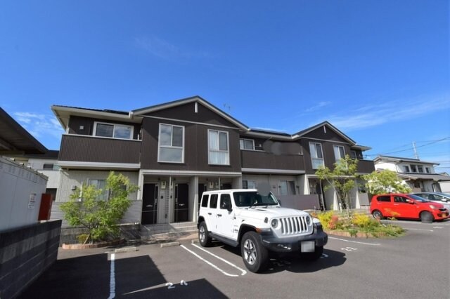 ガーデンクォーツ B棟の物件外観写真