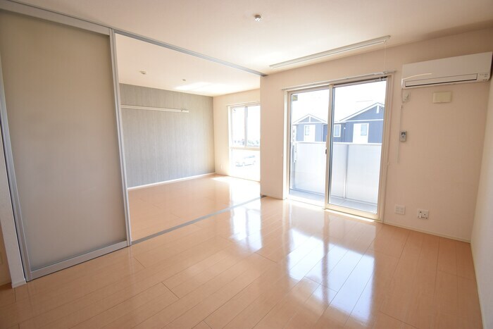 ガーデンクォーツ B棟の物件内観写真