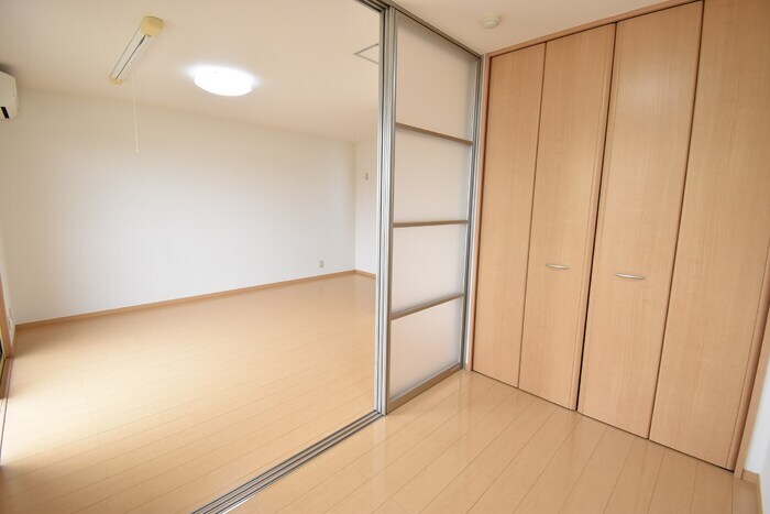 ユイマールガーデンⅢの物件内観写真