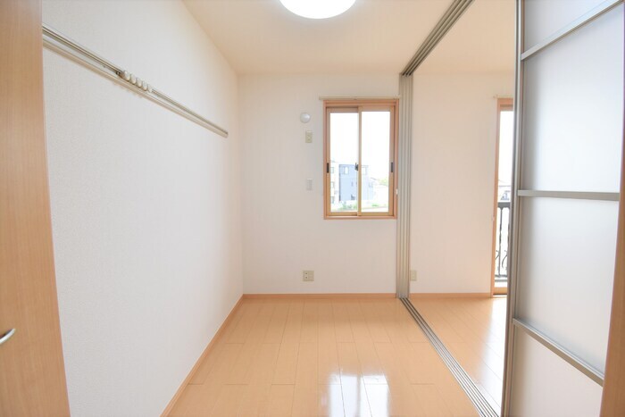 ユイマールガーデンⅢの物件内観写真