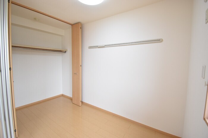 ユイマールガーデンⅢの物件内観写真