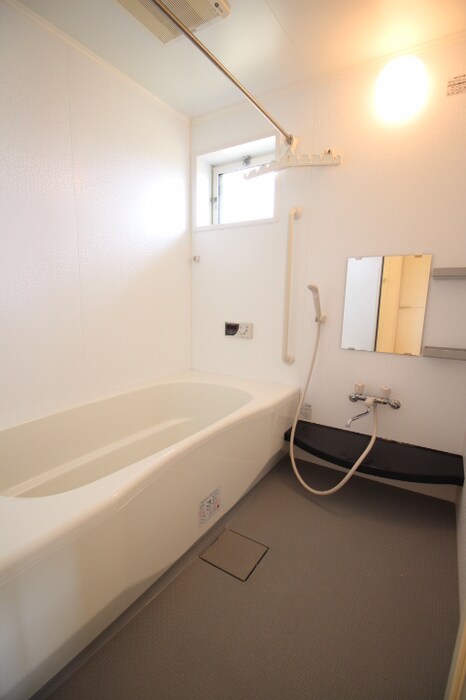 ラ カンパーニュ B棟の物件内観写真