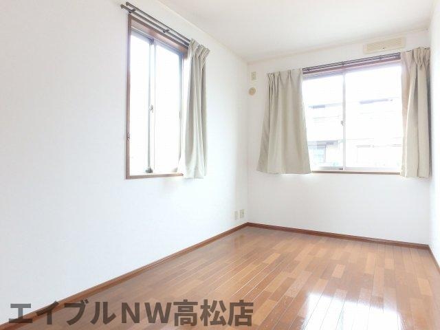 レトア・コートの物件内観写真