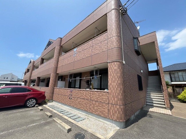 エルフ・フォレストの物件外観写真