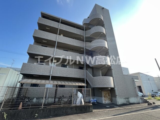 クレール・オゴの物件外観写真