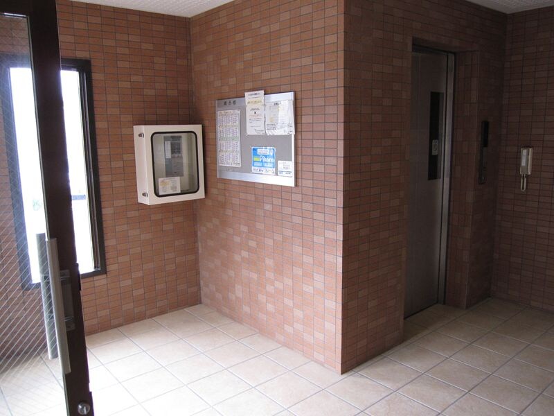 ユーミー伏石の物件外観写真