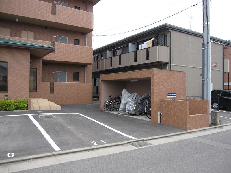 ユーミー伏石の物件外観写真