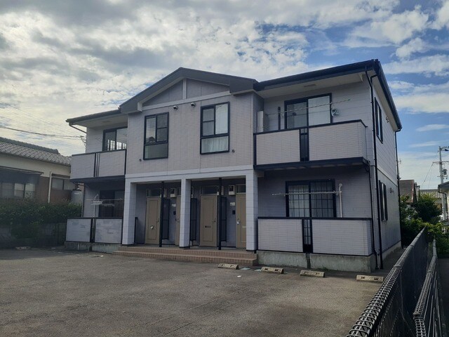 グランディール・堀越の物件外観写真