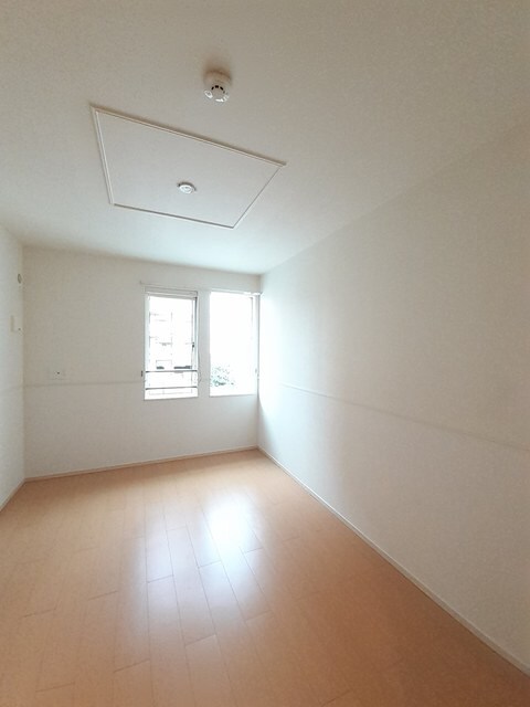 Ｐｏｒｔｅ　Ｒｅｇａｌｏ　Ⅰの物件内観写真