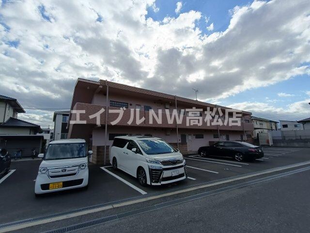 サンモールⅡの物件外観写真