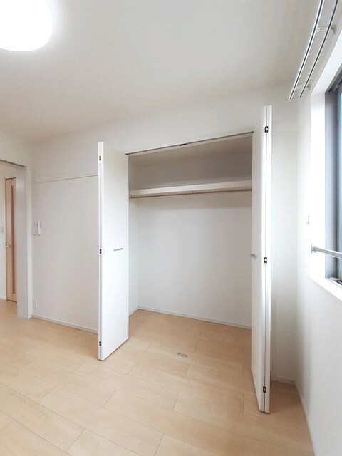 ジュネス　オーブＫ１の物件内観写真