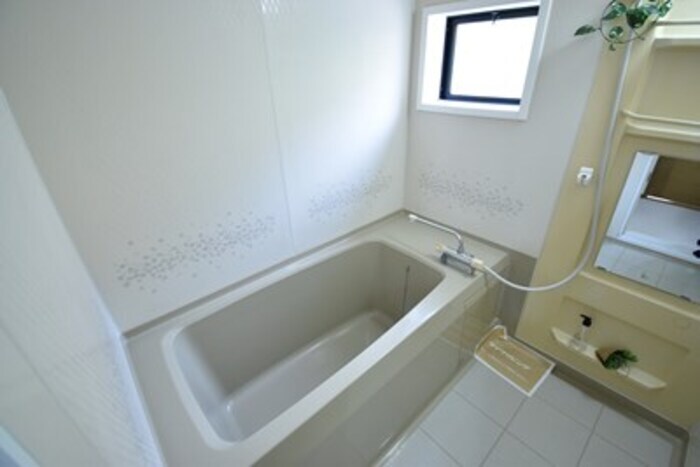 グランツ松島 A棟の物件内観写真