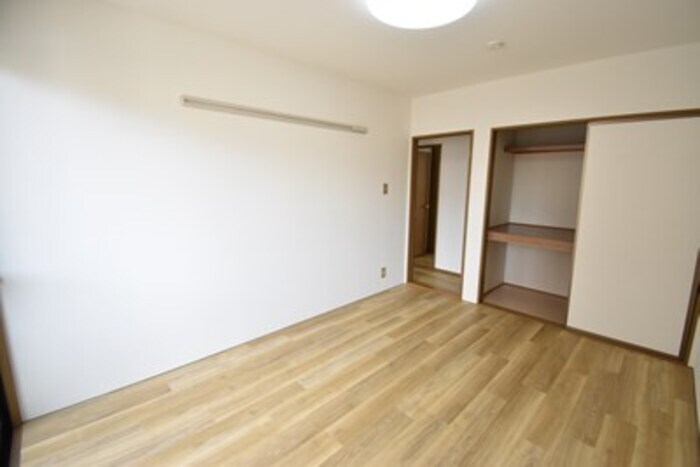 グランツ松島 A棟の物件内観写真