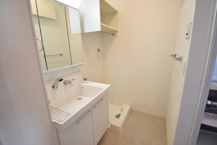 ラナ マラキ B棟の物件内観写真