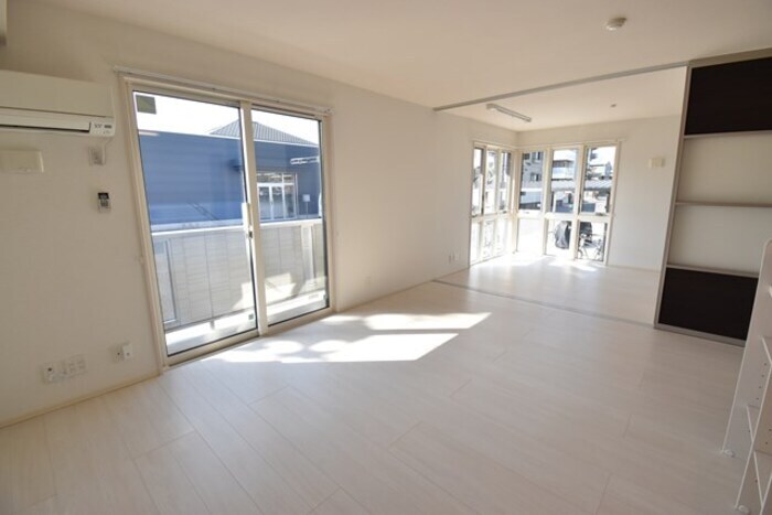 ラナ マラキ B棟の物件内観写真