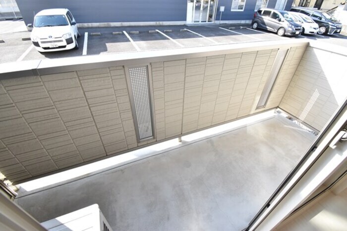 ラナ マラキ B棟の物件内観写真