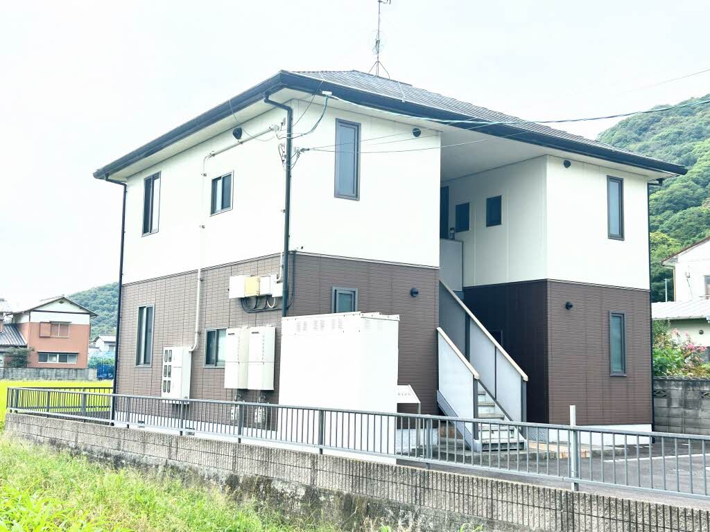 シャーメゾンKの物件外観写真