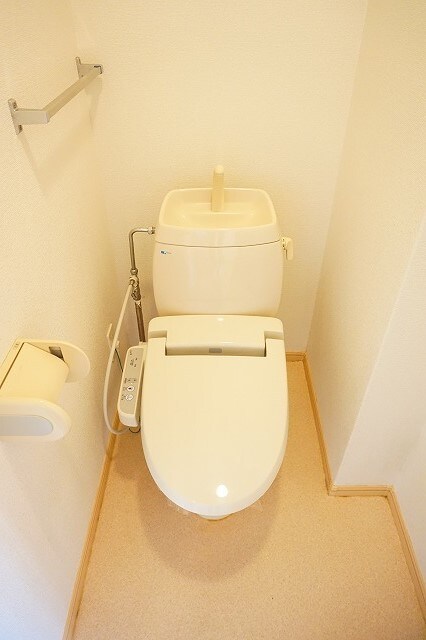 ニューエルディム浅野の物件内観写真