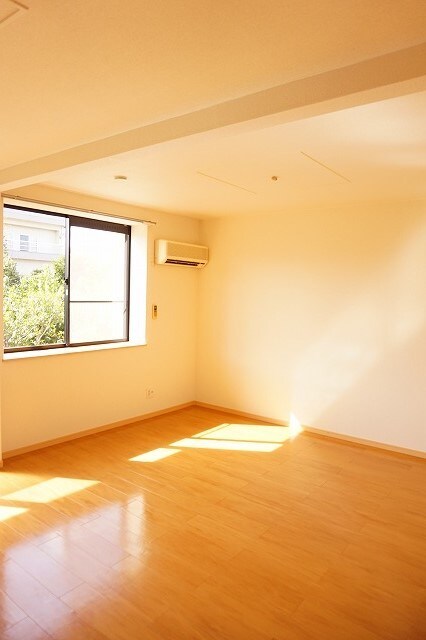 ニューエルディム浅野の物件内観写真