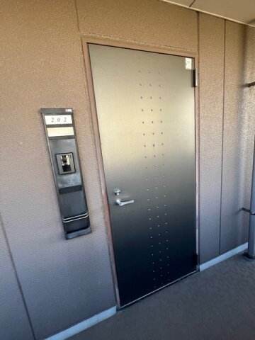 グロリアスの物件外観写真