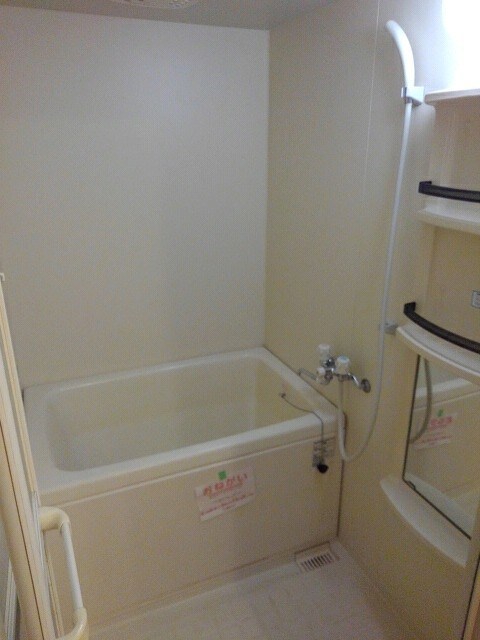 ラフィネ・メゾンＡの物件内観写真