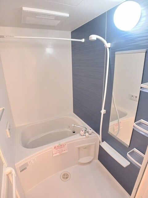 アベンシス５の物件内観写真