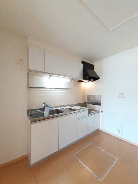 エレガンシア・ブローテⅡの物件内観写真