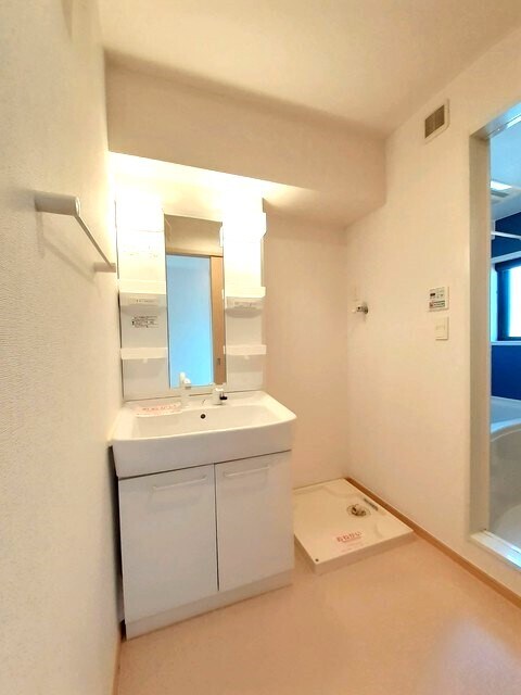 エレガンシア・ブローテⅡの物件内観写真