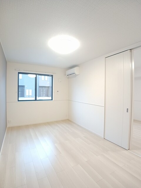 クラール鶴市フロイデＡの物件内観写真