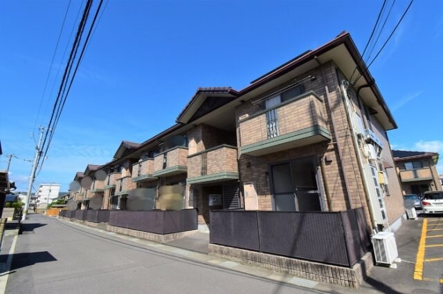 アーバンハイツ ２８ A棟の物件外観写真