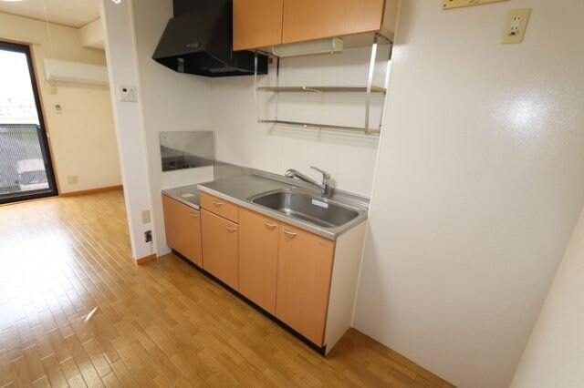 カメリアハイツ B棟の物件内観写真