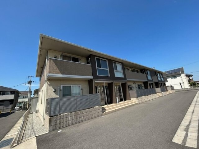 レグルス A棟の物件外観写真