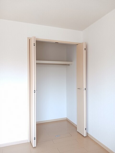 ニューエルディム小山Ａの物件内観写真