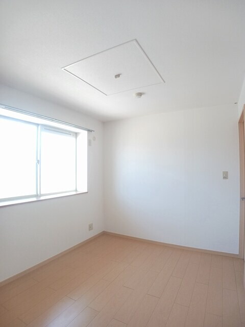 ニューエルディム小山Ａの物件内観写真